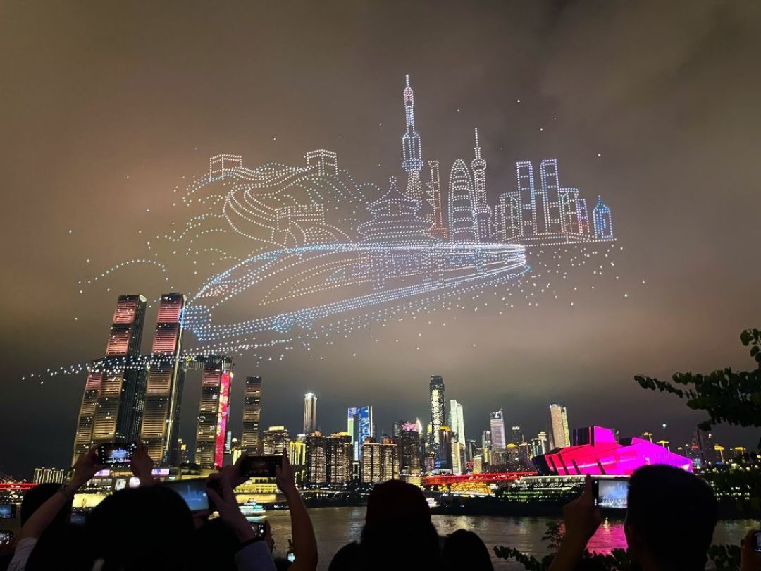 重庆和南昌这周六各演一场：无人机灯光秀已经“周更”了，先对完这五本账再出门