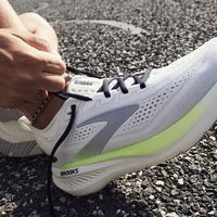 一根顶疼的大脚趾，够不够劝退双11的甘油23？