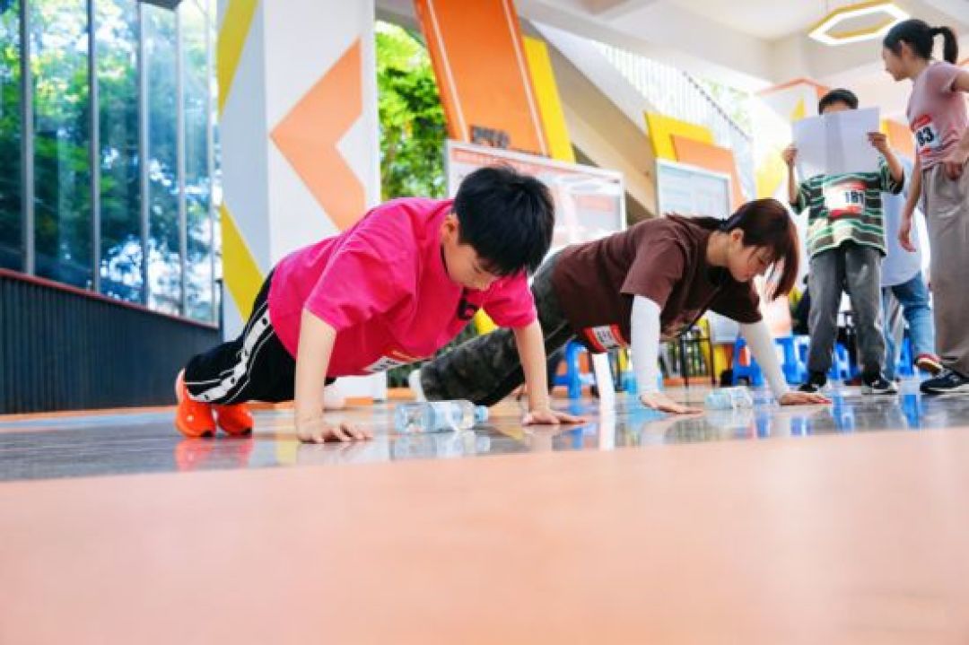 一年五十节街舞课，孩子跳得像广场舞：报班前先算清课时这笔账