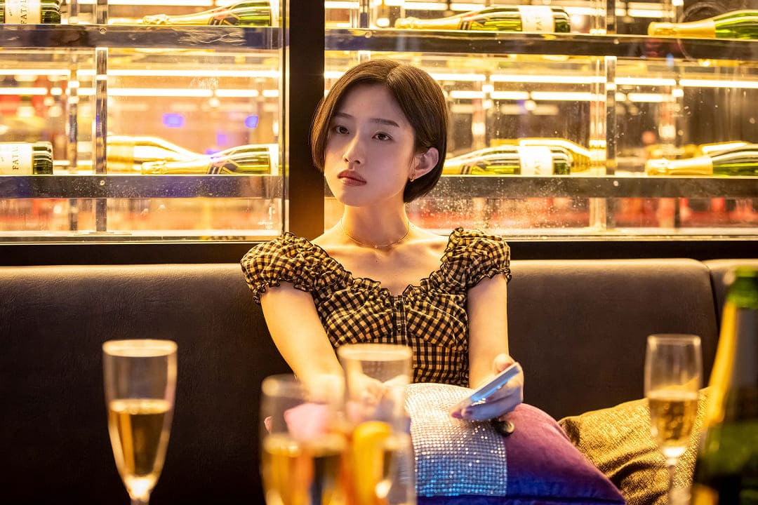 剧里偷黑金,剧外自民党被曝黑金:石原里美这部7.3分新剧,赶上了现实