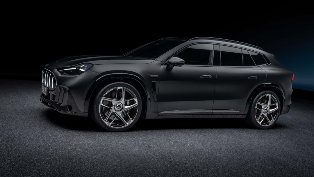 2.5秒破百、GT55重2715公斤：AMG第一台原生纯电SUV，快是电给的，声浪是合成的