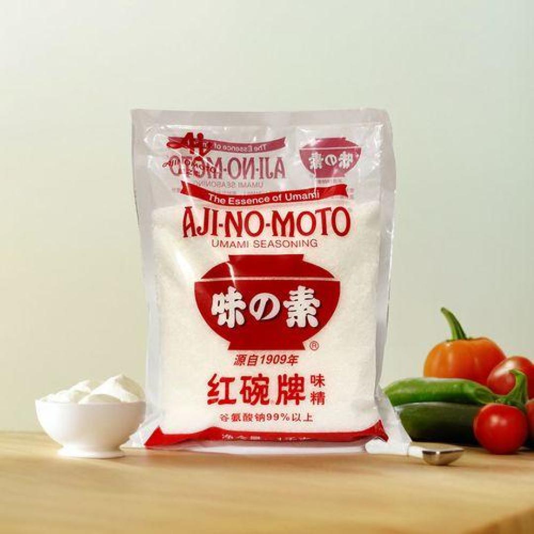 把味精扔了，换上鸡精和“零添加”酱油：翻过配料表，还是同一勺谷氨酸钠