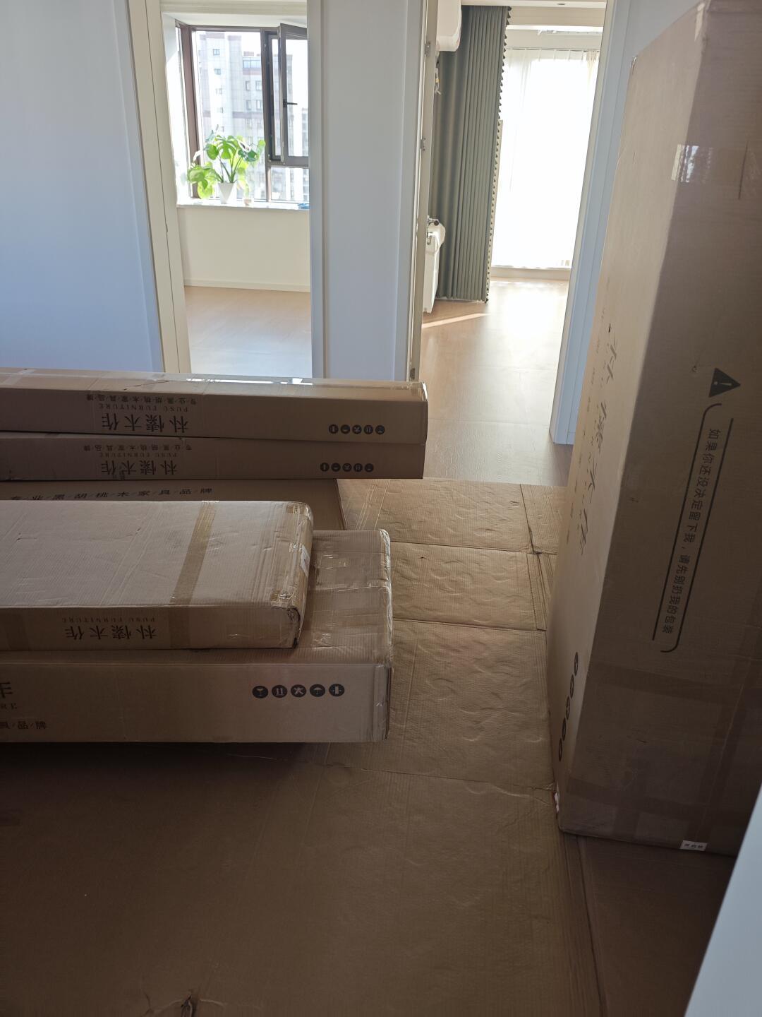 满墙成品衣柜帖吵出168条评论:朴愫刚发山川通顶款,三笔账先算清再抄作业