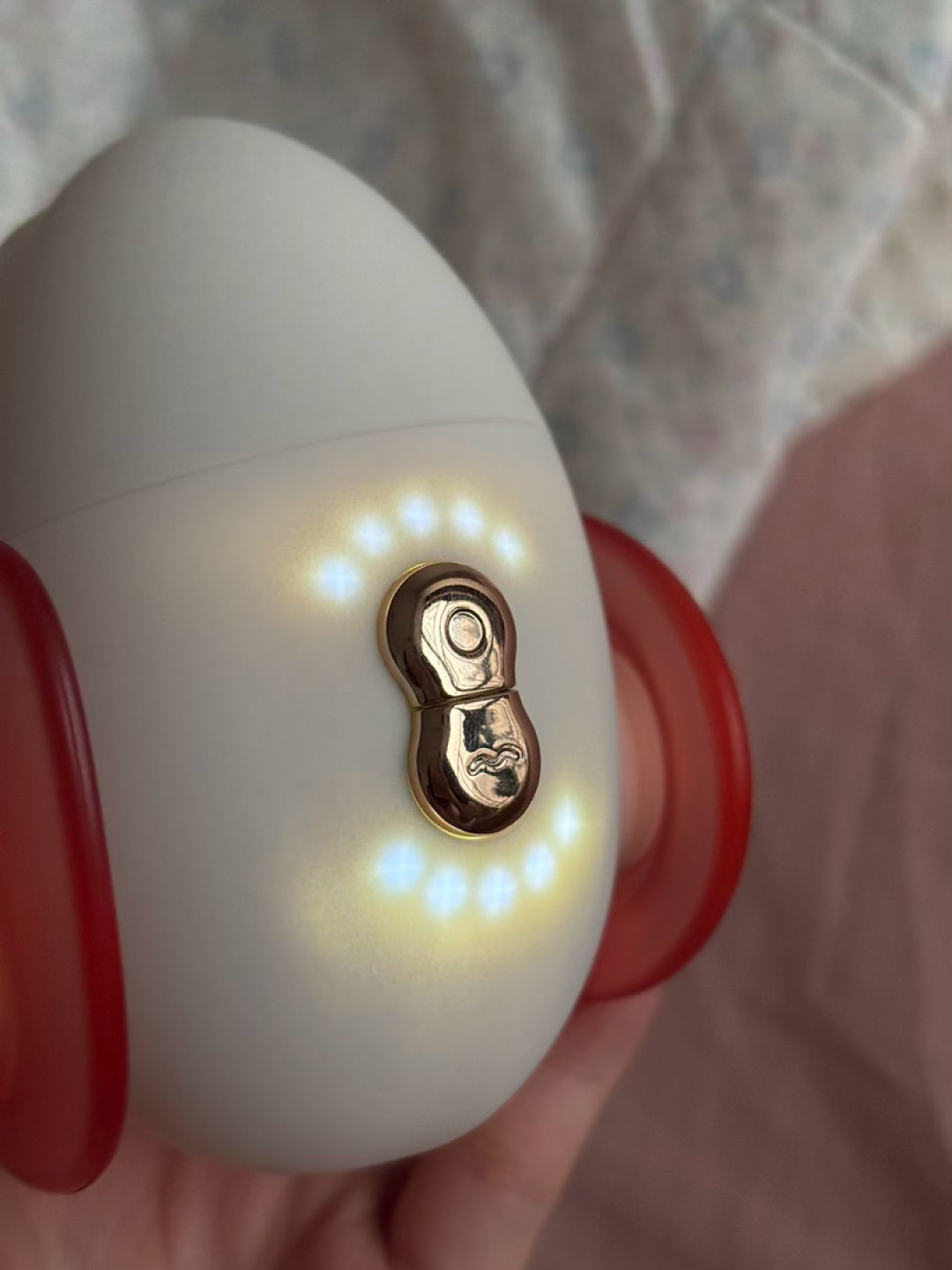 轻喃20号不是10号的升级版:盖子难开、覆盖面小、舌舔偏响,三个劝退点买前先看