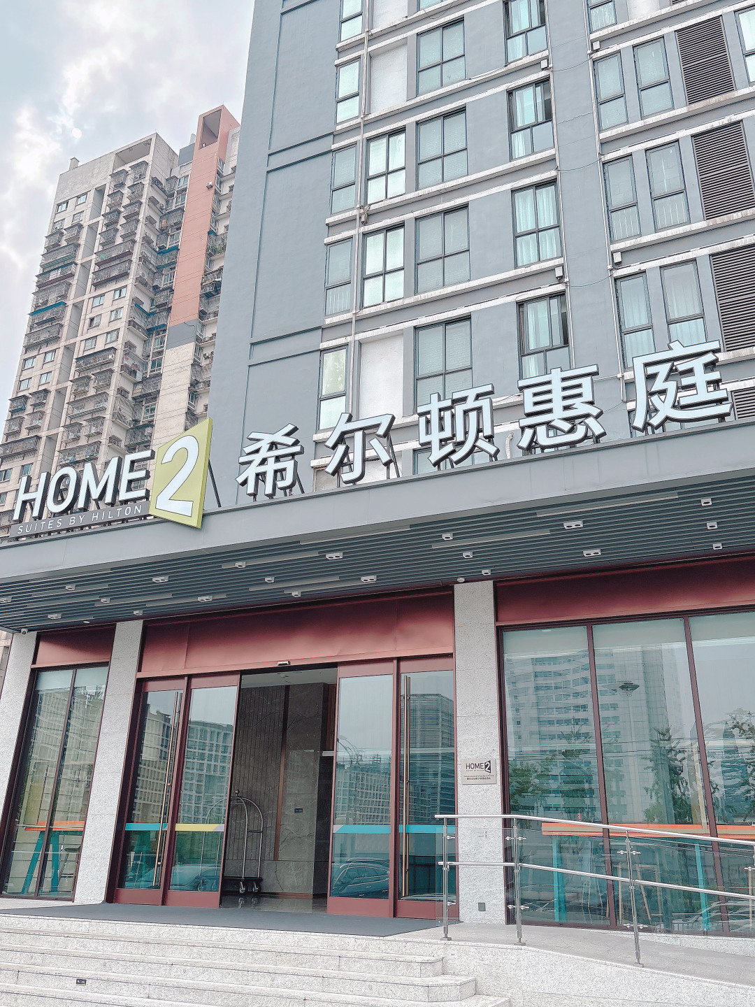 希尔顿钻挑降到12晚：钻卡快130万人人手一张，冲这张
