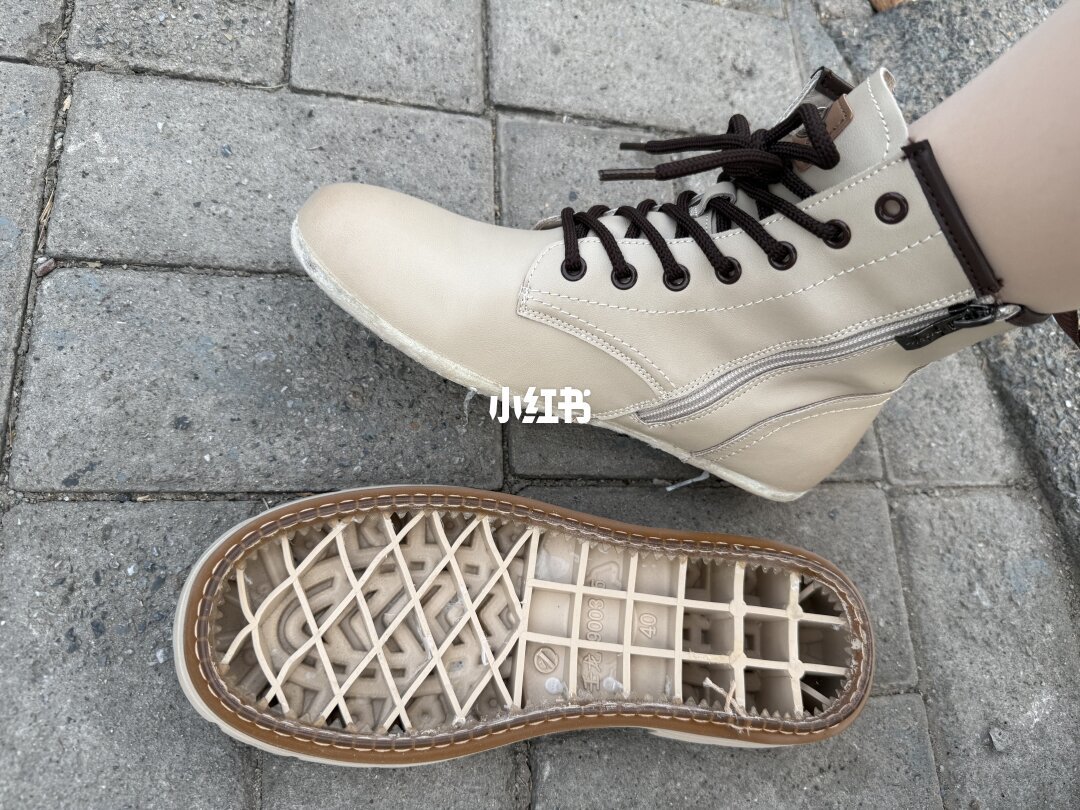 双11前,Dickies的售后裂成了两拨:一边免费换新,一边“在家试穿几步”就不能退