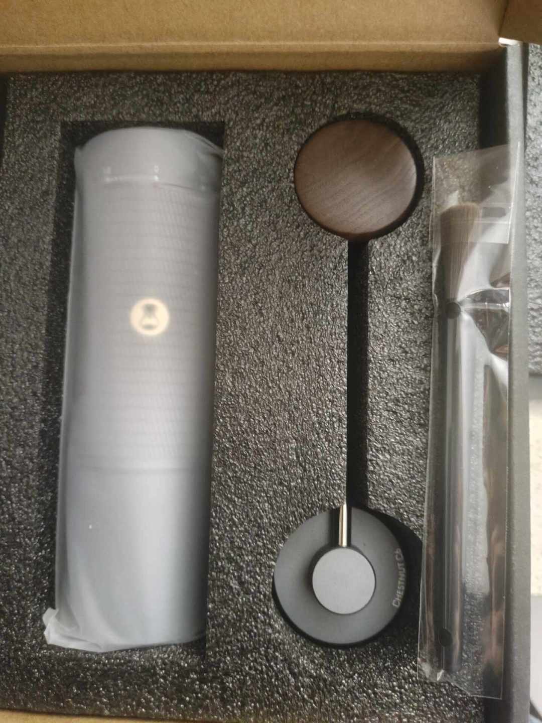 C6到手第一周,晒单分成两派:有人15克咔咔磨完,有人浅烘磨到怀疑手——分水岭真不在手腕