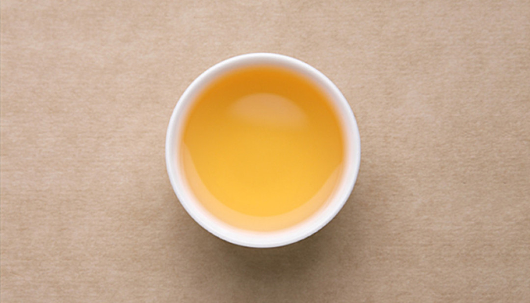 下关沱茶那股烟味，是坏了还是本来就这样？
