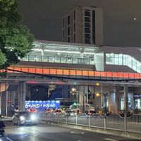 下班就天黑，相机别急着收：入冬街拍要过的三道坎——参数、闪光灯与二手7P