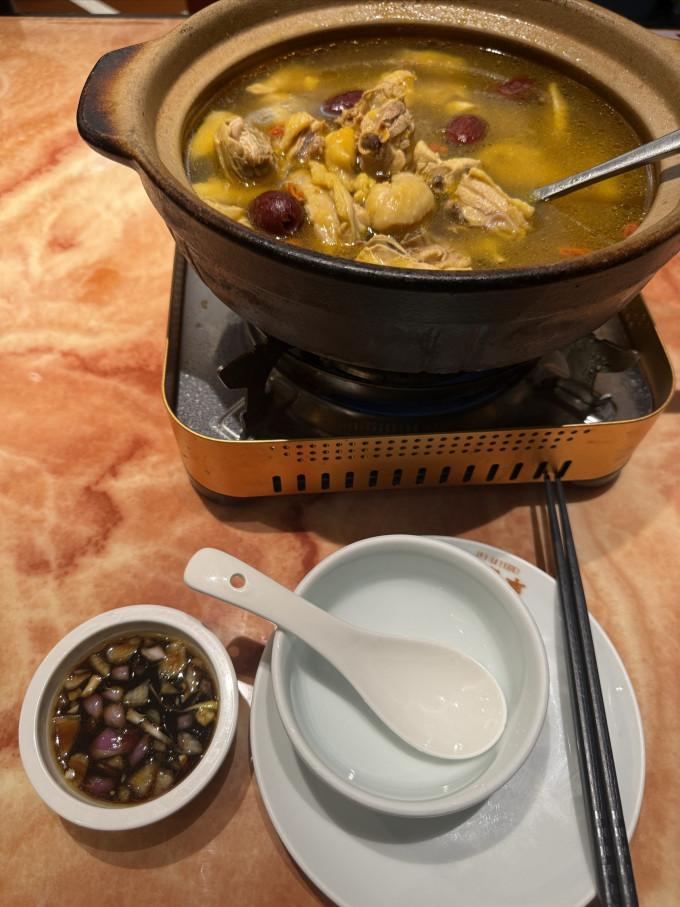 聚会餐饮