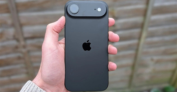 一代惨败后苹果开始补课！iPhone Air 2新增超广角 加大电池容量