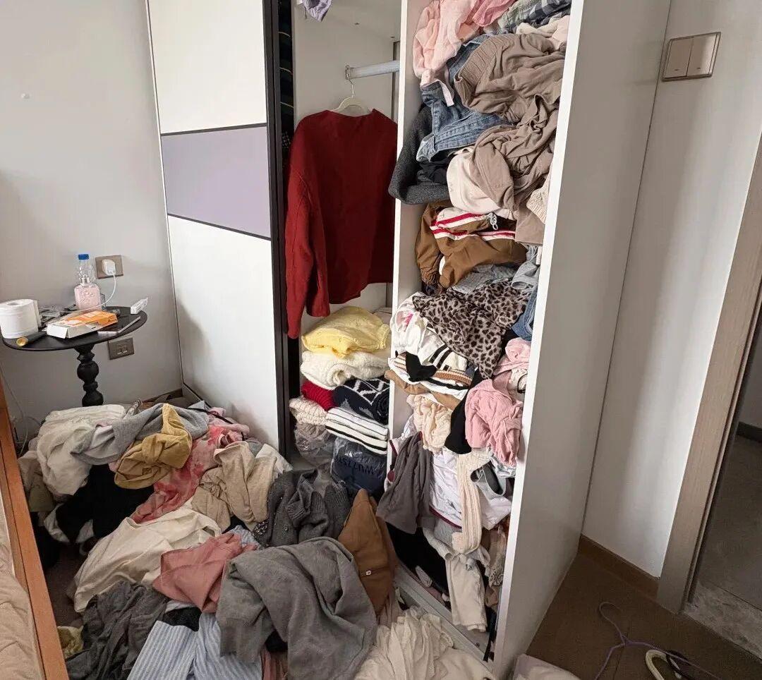 279件衣服,只有70件能穿出门