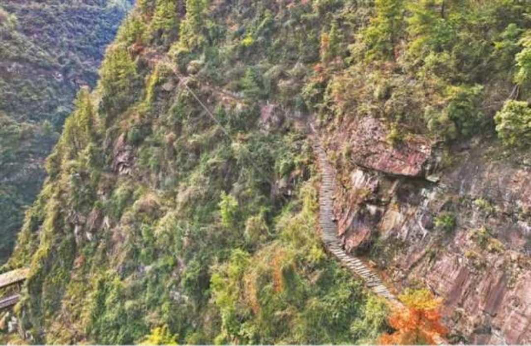 走完拦马墙那5公里，你只摸到古蜀道的边