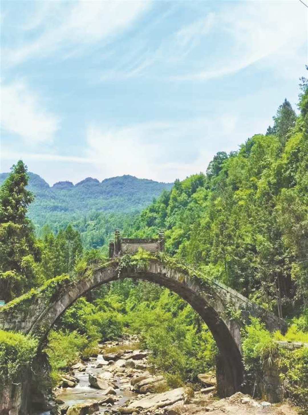 走完拦马墙那5公里，你只摸到古蜀道的边
