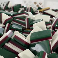 成本30美元的麻将卖到400美元：美国年轻人抢着买的中国麻将，和国内款有什么不一样？