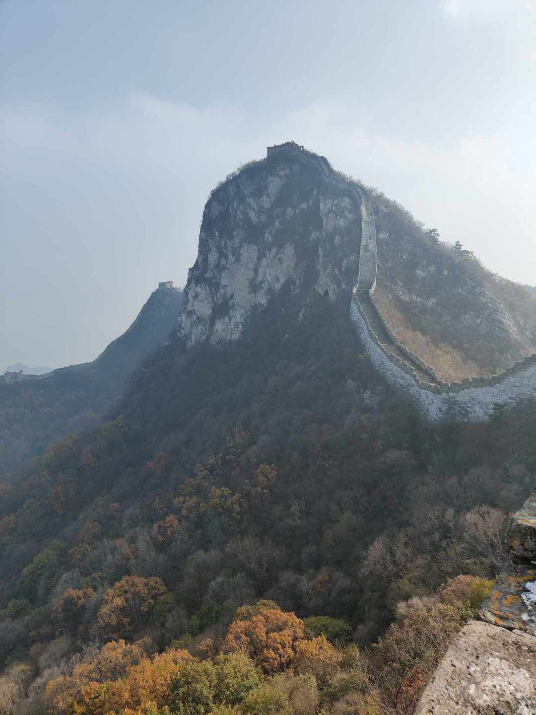 野长城笔记还在刷屏,《北京市长城保护条例》已施行8个月:今秋这样走近长城,才算没白走