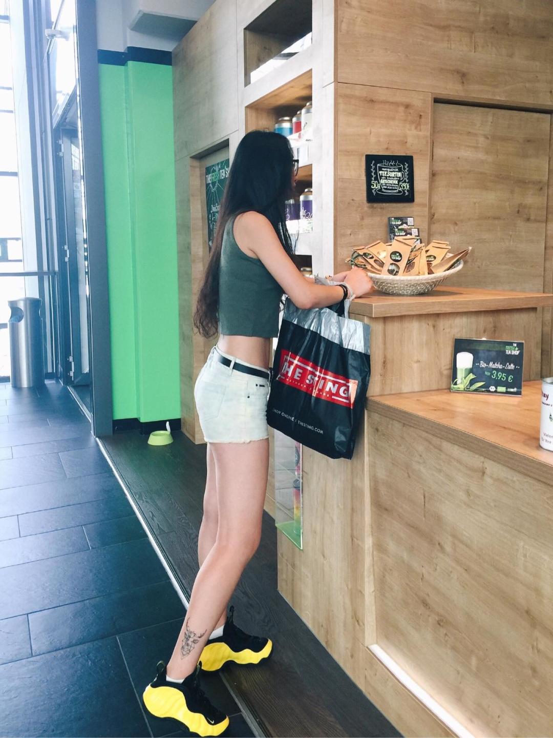 同一双球鞋，穿成街拍还是穿成去打球，差在脚踝那几厘米