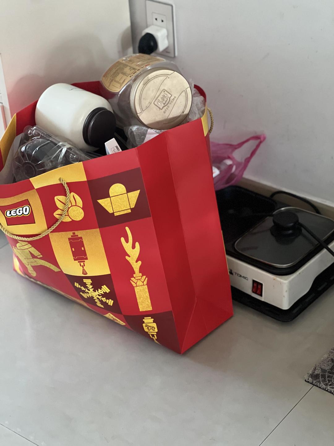 舍不得扔那只杯子？断舍离要断的不是物品，是三笔隐形负债