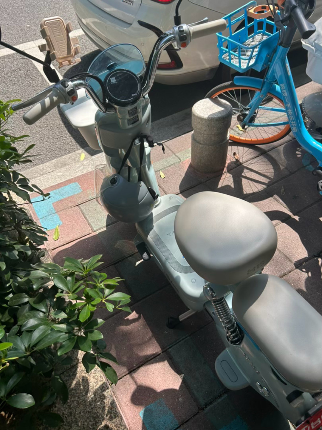 过保12天电池就