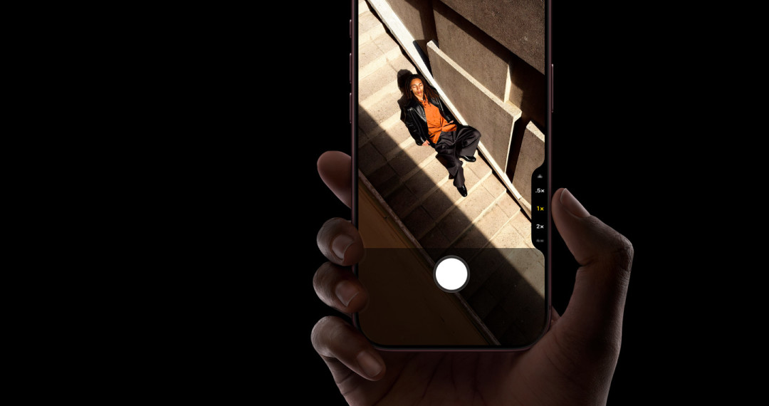 「惊为天人」vs「强制磨皮」:iPhone 18拍照两阵营,差一套参数