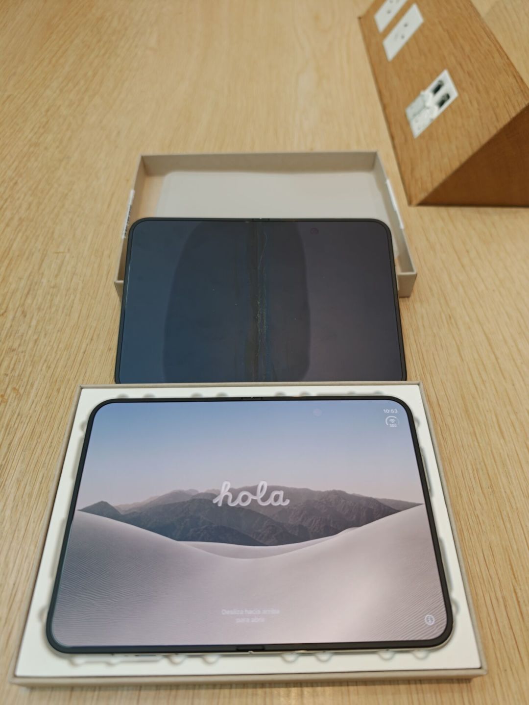 一拆封就内屏开裂：iPhone Duo炸屏风波，这3件事得先核实
