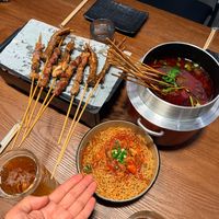 韩路的烤串店开到第27天：他晒出来的流水曲线，比评分靠谱