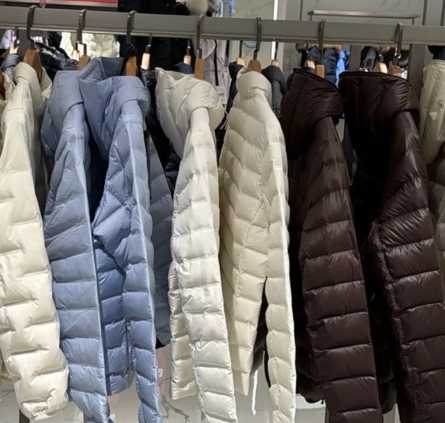 轻薄羽绒服哪个牌子好？波司登轻薄系列对比黑冰、优衣库、君羽