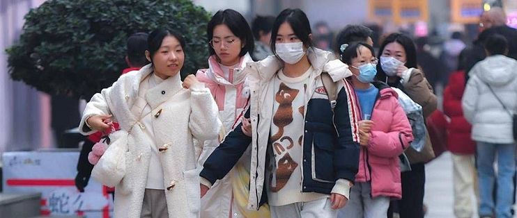 换季呼吸自救指南：你的鼻子和肺，正在经历一场无声的渡劫！