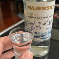 睡前一杯shot，回床就睡觉