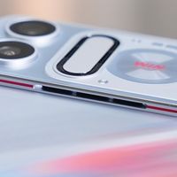 9000mAh+Q3超帧对决12070mAh+护眼屏，iQOO Neo12对比WIN RT2解析
