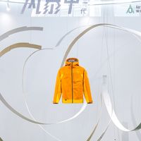 双11买冲锋衣，别把“无氟”当防水等级：30款测完，先漏的是接缝