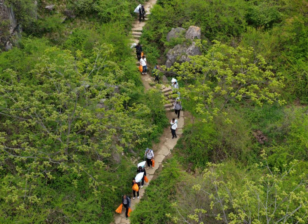 33岁女子南太行遇难:“有腿就行”的野线,一年半坠崖失联十余起