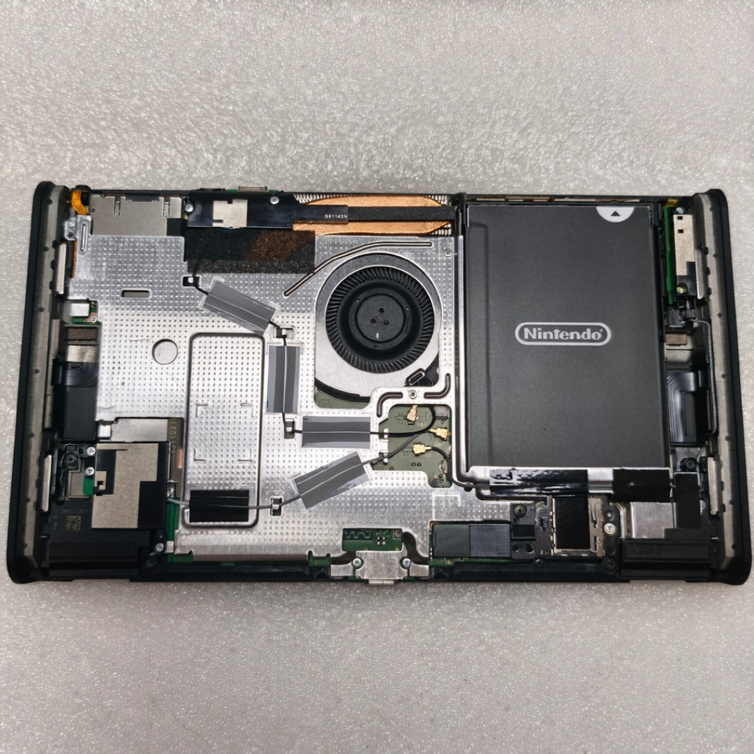 Switch2悄悄改了三版：已买的酸吗？没买的等Lite吗？