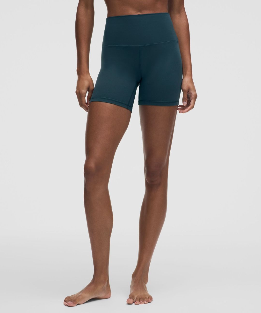 紧身裤少卖20%，双11开卖4小时却冲到榜首：今年买lululemon，先分清「捡漏」和「接盘」