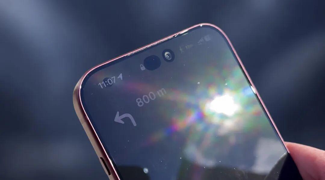 iPhone 18抽到LG屏先别退:偏红偏绿偏糊,差距到底在哪
