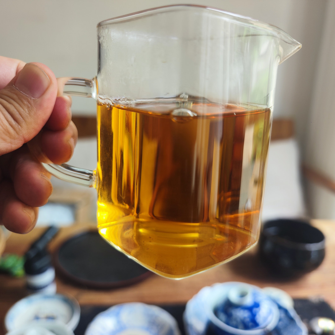 双11囤老白茶:通体乌黑的“十年陈”先放下,变深不等于变黑