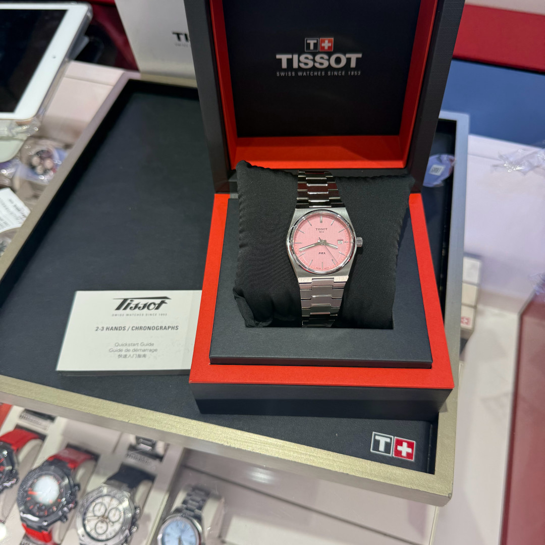 PRX 标称 40mm,上手接近 42mm:腕围不到 17cm,双11 买天梭先选 35