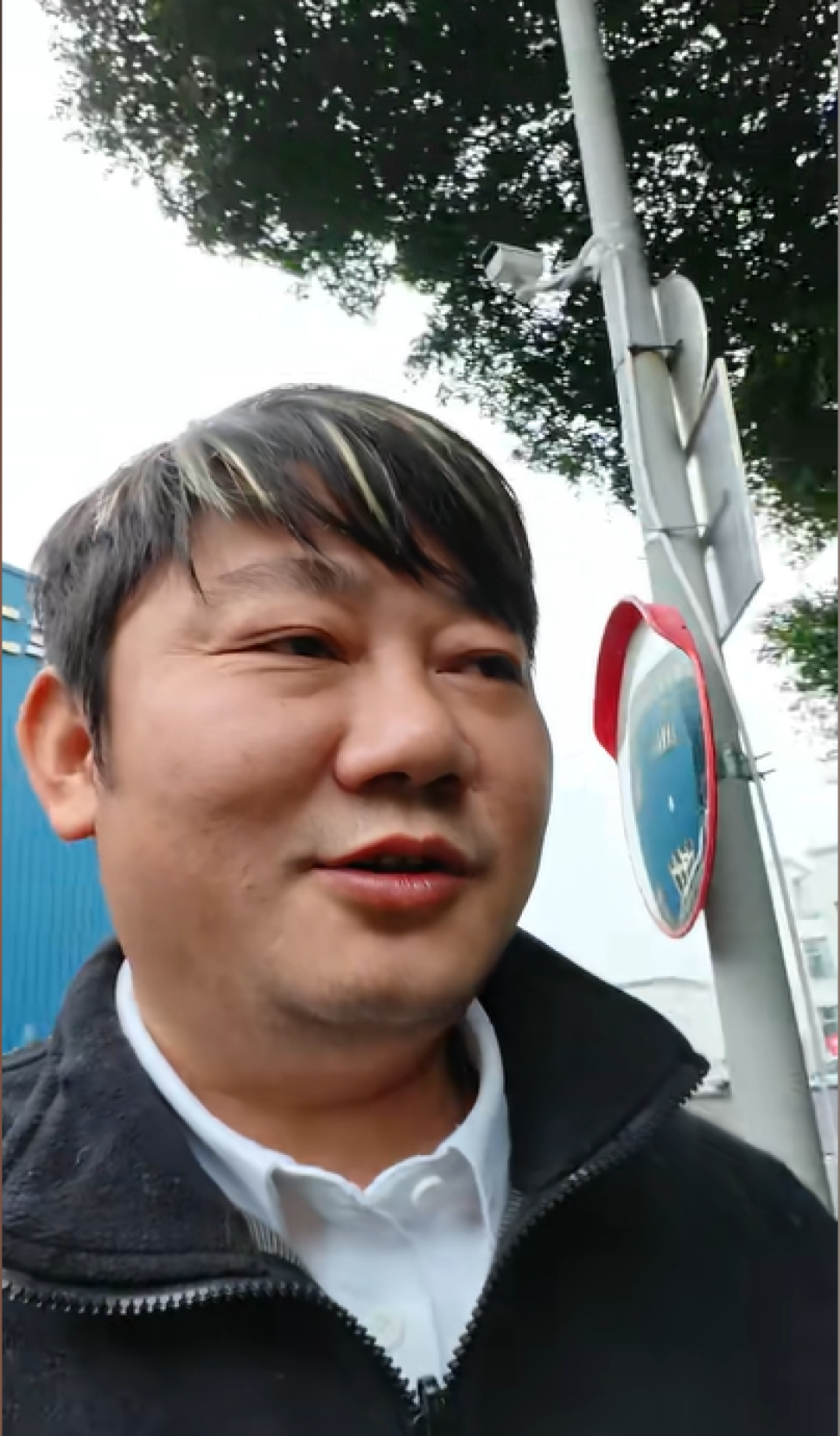 张雪：我已经把我妈拉黑了