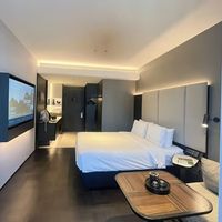 亚朵3.6的店正在扎堆开业：翻完8城开业帖和4个热帖评论区，我劝你先别按版本号下单