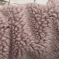 摇粒绒洗一次掉几十万根微塑料，这衣服还能不能穿？