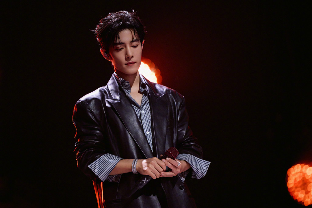 肖战南京连唱2天25首歌单几乎没差:冲这轮11月抢票季前,先看懂歌单里的「固定池」和「浮动池」
