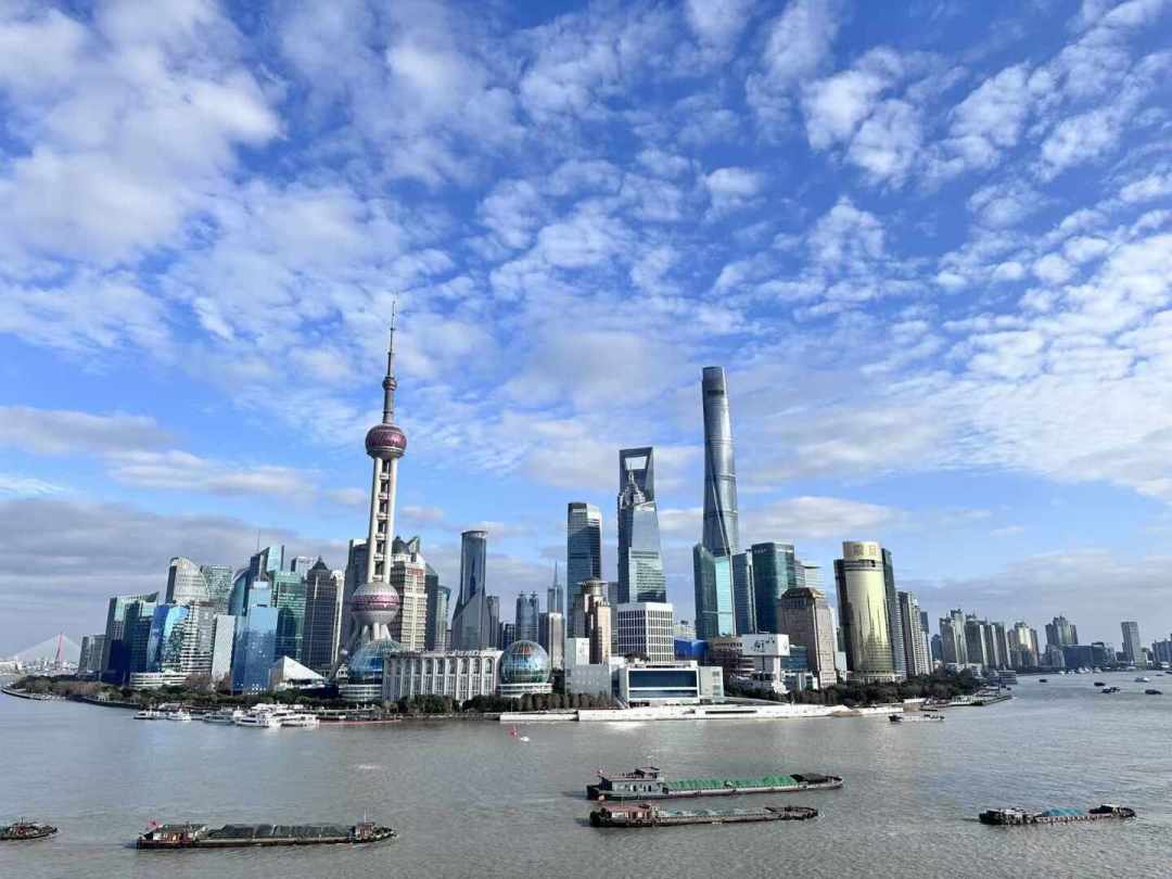 酒店订不到、押金踩条款、日子看走眼:2026上马的出行账本,异地上班族首马5周内先算明白