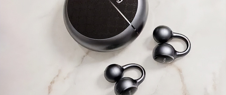 千元旗舰耳机对决！塞那Apex VS AirPods Pro3，谁才是真香款？