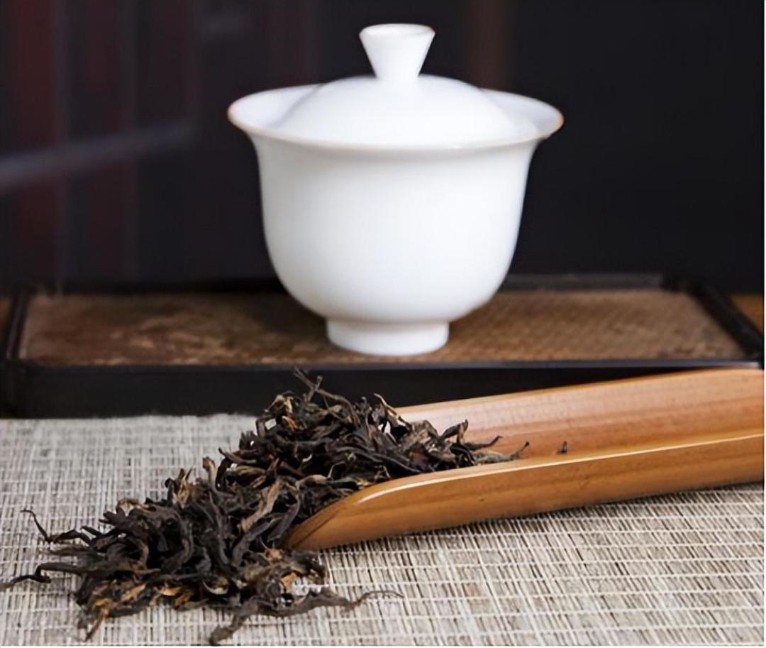 红茶不养胃，它只是没那么伤胃