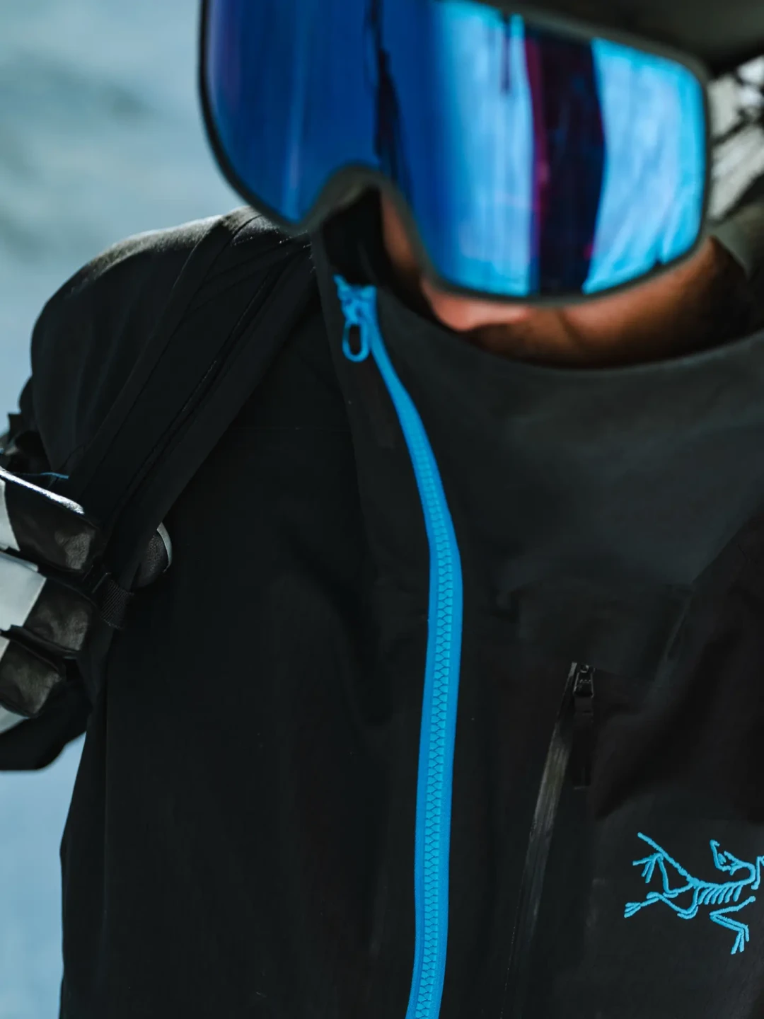 始祖鸟两款硬壳换膜:GORE-TEX 为什么抛弃用了50年的材料