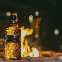 英国财政大臣的红箱子里，为什么塞着一瓶高原骑士？
