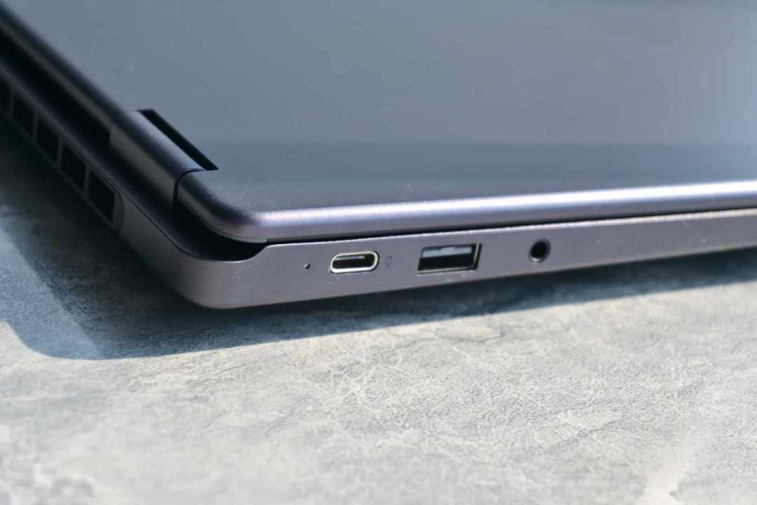 拆开酷睿 Ultra 300:18A 只造了芯片的一部分