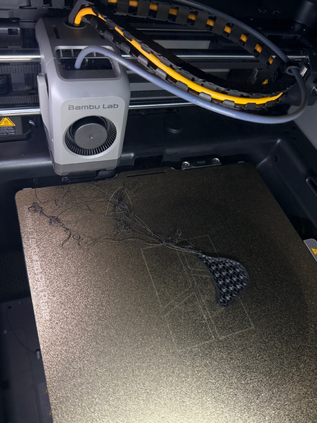 双11的3D打印机陆续到家，第一批“耗材刺客”已经上路：11块一卷的便宜，先结清三笔账再抄