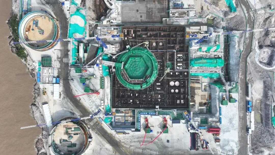 卖西装的公司，跑去投资核电站了：2142万，雅戈尔买了什么？
