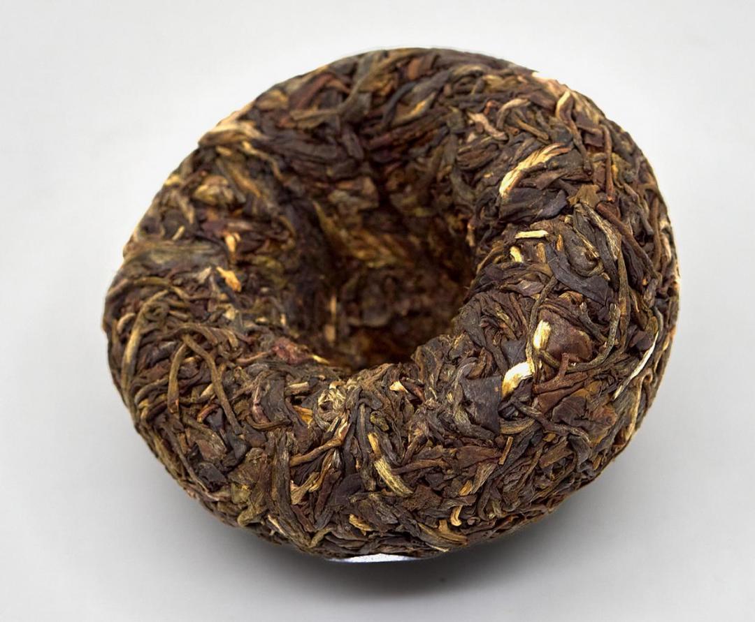 下关沱茶硬得撬不动?干撬、清蒸、微波,三条拆茶路的真实代价